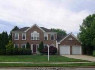 3426 Hidden Meadow Dr, Fairfax, VA 22033