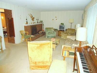 3rd image of 4861 Arrowhead Dr