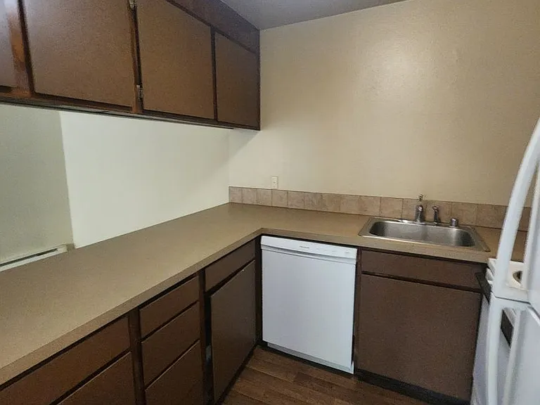 Heather Ridge, 2 Bedrooms, 1 Bathroom Apartments for Rent! — Photo 17