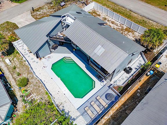 4th image of 3849 NE Linda Drive