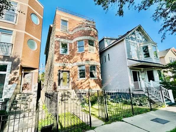3033 N Racine Ave #1, Chicago, IL 60657