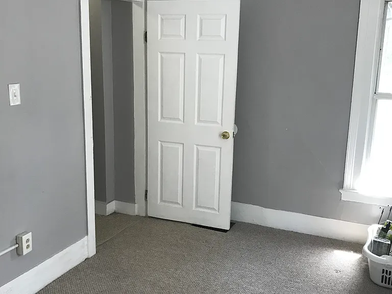 24 Hickory St — Photo 17