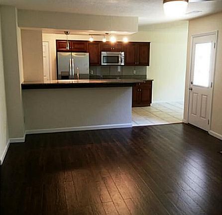 3rd image of 1152 Warner Hall Dr