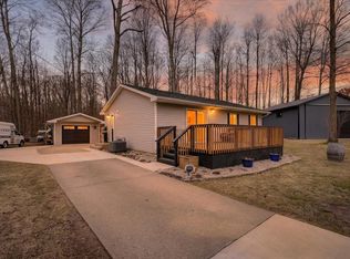 6633 Birchshore Dr, Lakeview, MI 48850