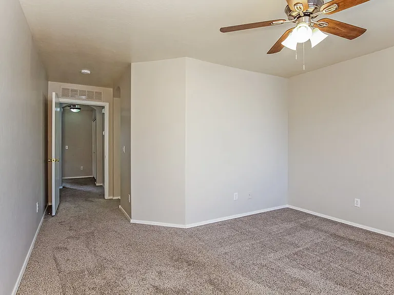 11374 W Pima St — Photo 9