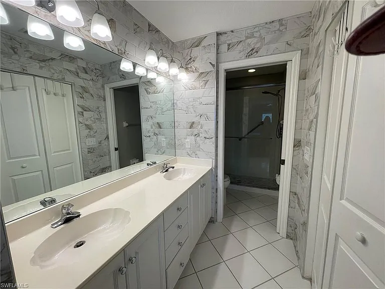 9009 Michael Cir #1-110 — Photo 16