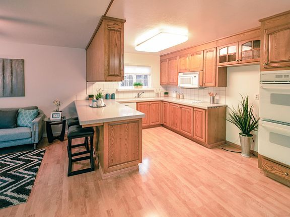 4th image of 1182 Littleoak Dr