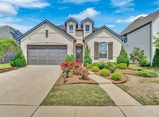 1824 Leo Dr, Van Alstyne, TX 75495