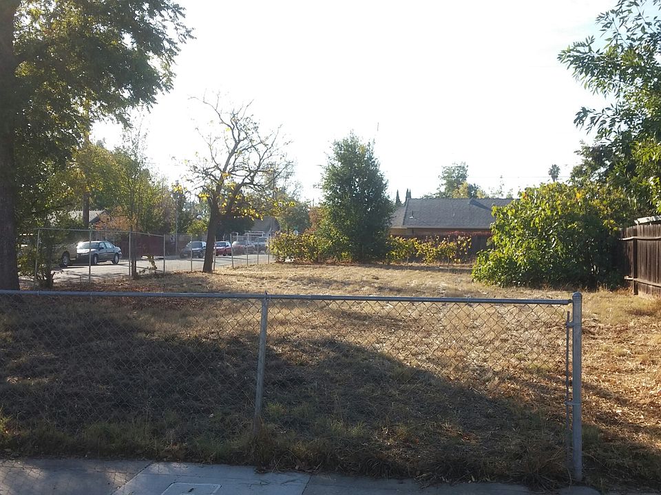2nd image of 4550 12th Ave