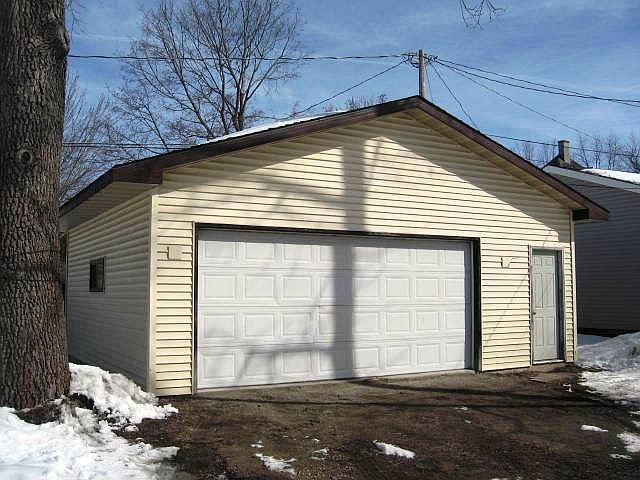 Insulated 2 car garage