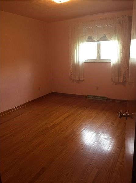 1st image of 120 Edgewood Dr