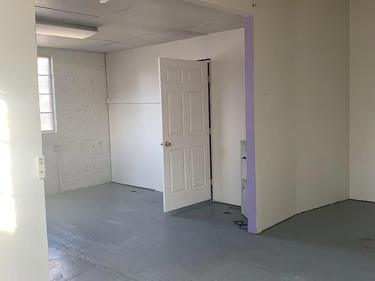 428 Main St — Photo 5