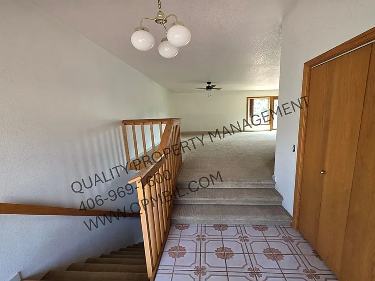 3441 Poly Dr #19 — Photo 2
