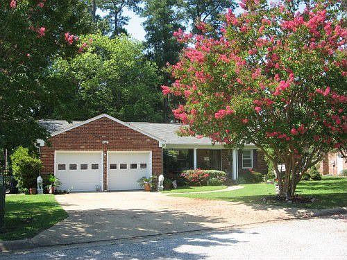 1st image of 800 Lipton Dr