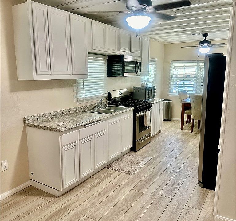 1st image of 110 Santa Clara Cir