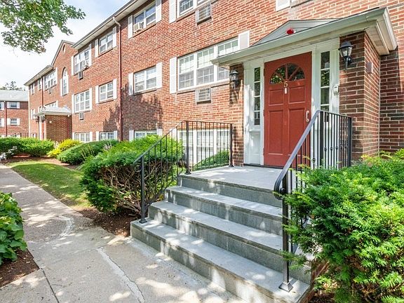 4th image of 5 Cass St APT 12