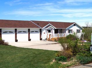 3320 Southridge Ln, Bismarck, ND 58504