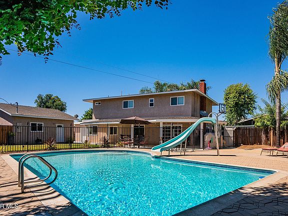 2nd image of 1335 Newport Cir