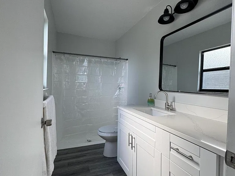 2774 SE Brevard Ave — Photo 10