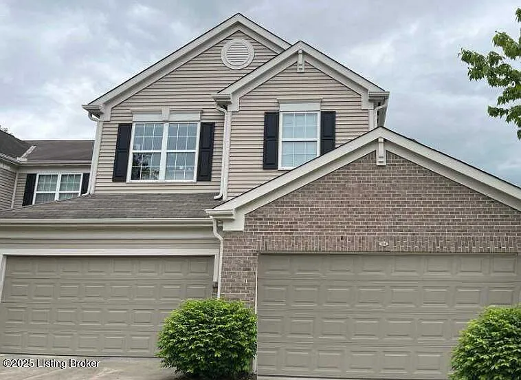 336 Riverbend Dr photo 1