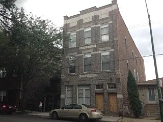 3 bed, 1950 sqft, $3,200 — Photo 1