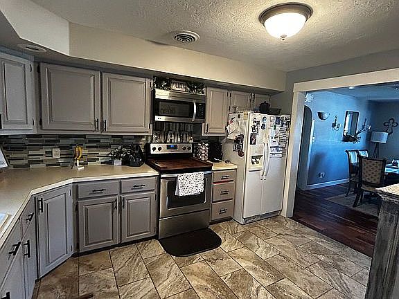 5th image of 1515 Short St