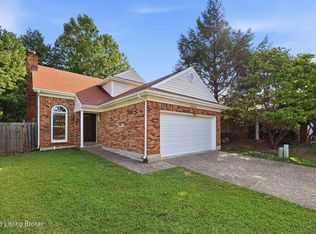 3201 Dewdrop Ct, Louisville, KY 40220