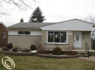 17545 Ray St, Riverview, MI 48193