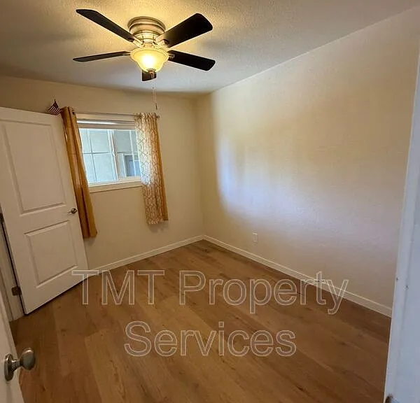 6519 Prentiss Dr — Photo 9