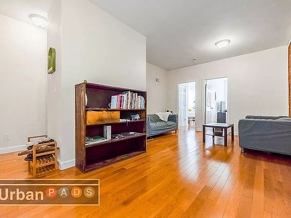 3rd image of 585 Saint Johns Pl APT 2