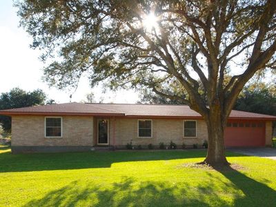 197 Loma Linda, Beeville, TX, 78102