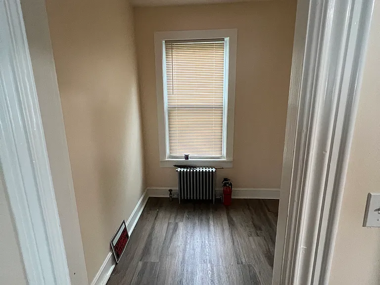 43 Chandler Ave #1 — Photo 4