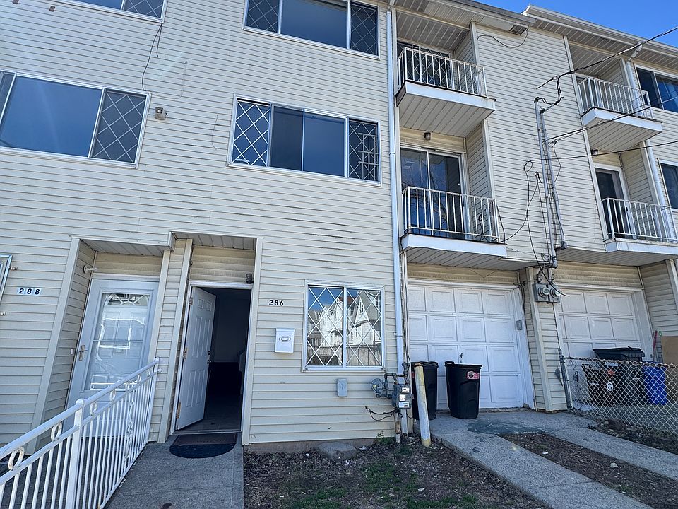 1st image of 286 Steuben St #2