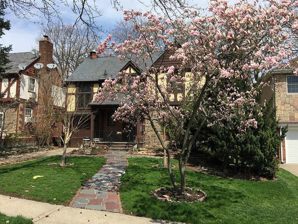 2nd image of 80-39 223 Street