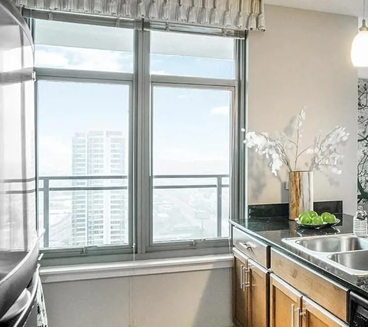 1 bed, 697 sqft, $2,871 — Photo 2