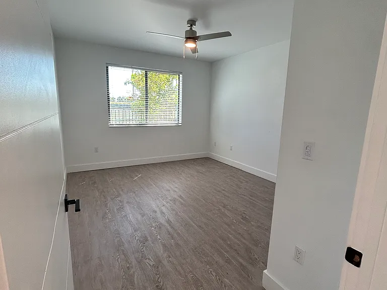 215 Park — Photo 15