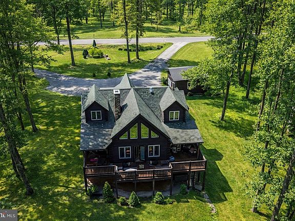 2nd image of 615 Sandy Shores Rd