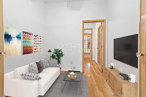 Rented by Brick&Mortar | media 7