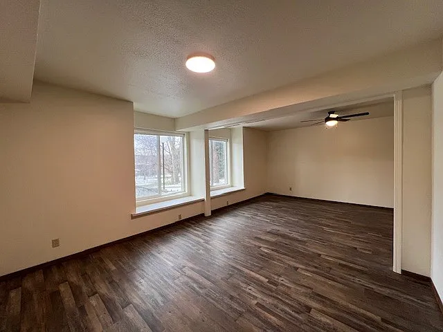 3951 Fairway Hills Dr — Photo 16