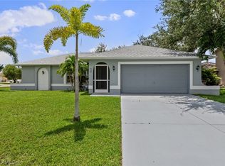 426 SE 18th Ter, Cape Coral, FL 33990