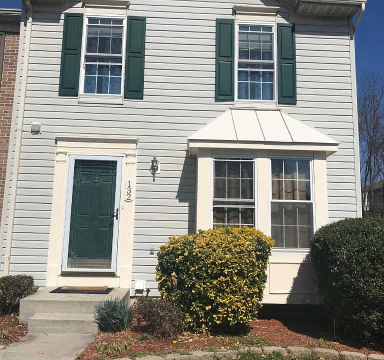 1st image of 132 Paden Ct