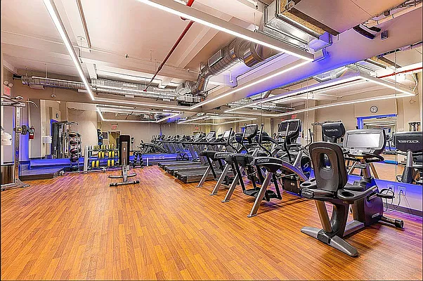 Rented by REAL New York | media 6