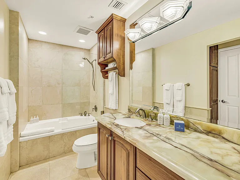 Gulfview Dr — Photo 21