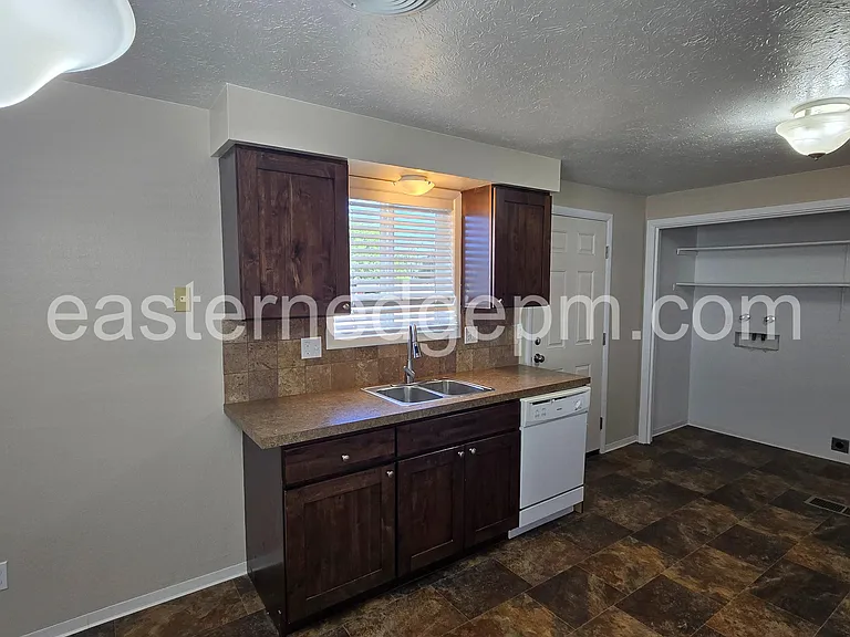 426 NW 9th St #538 — Photo 17