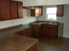 5th image of 222 N Roosevelt St