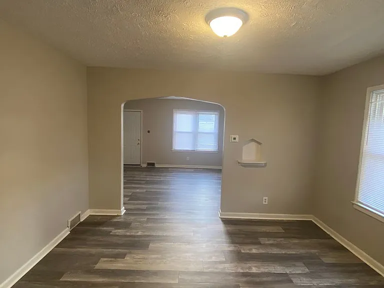 1106 Ellsworth Ave — Photo 18