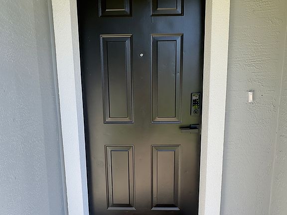 3rd image of 36 Wood Acre Ln