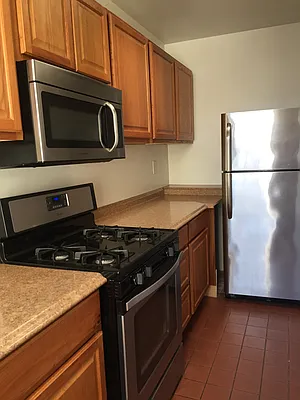 Rented by Bizzarro Agency | media 11