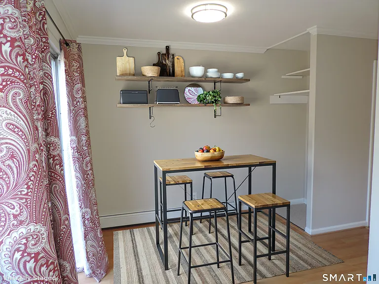 224 New Britain Ave #8 — Photo 4