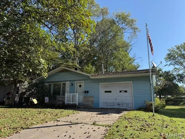 504 Bell Ave, Scott City, MO 63780